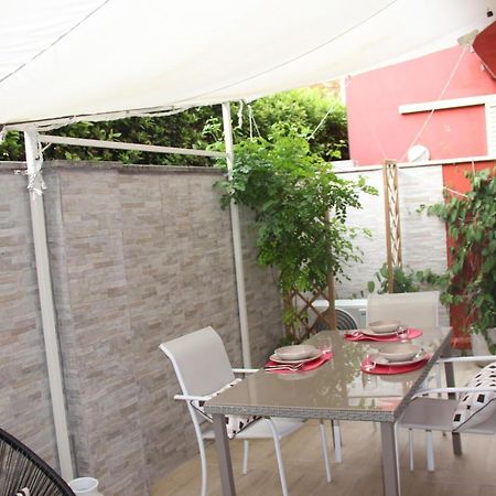 Ferienwohnung Casa Lucia Private Car Or Motorcycle Park Lucca Exterior foto